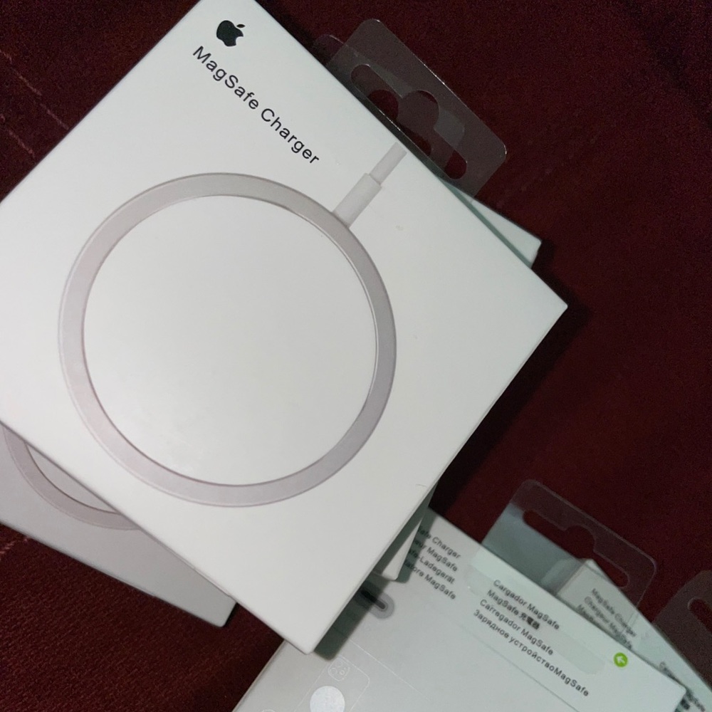 Apple MagSafe Wireless Charger